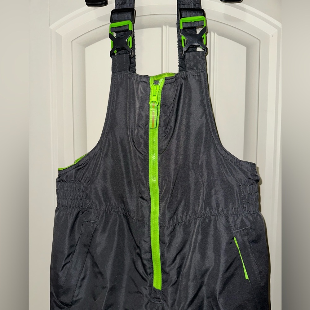 Champion Kids Snow Bib Ski Pants C9 Youth Boy M 8-1 Pockets Adjustable Grey Lime